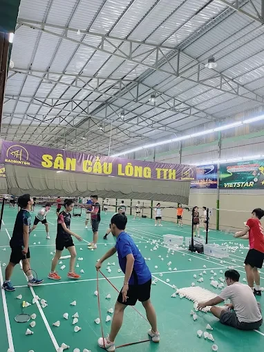 Trung Tâm Huấn Luyện Cầu Lông TTH